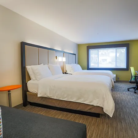 Holiday Inn Express Prescott By Ihg Exterior photo