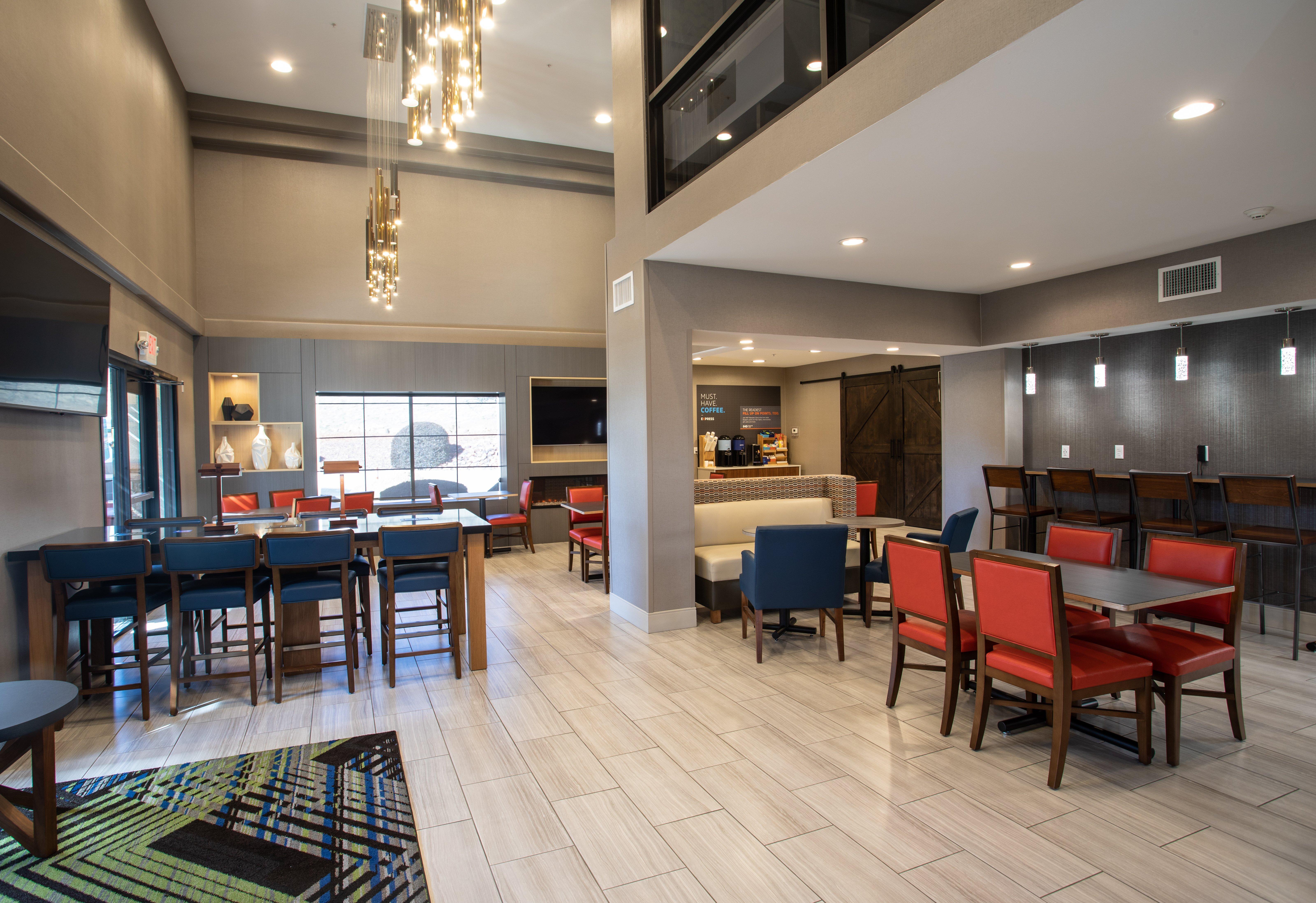 Express By Ihg Hotel 3*