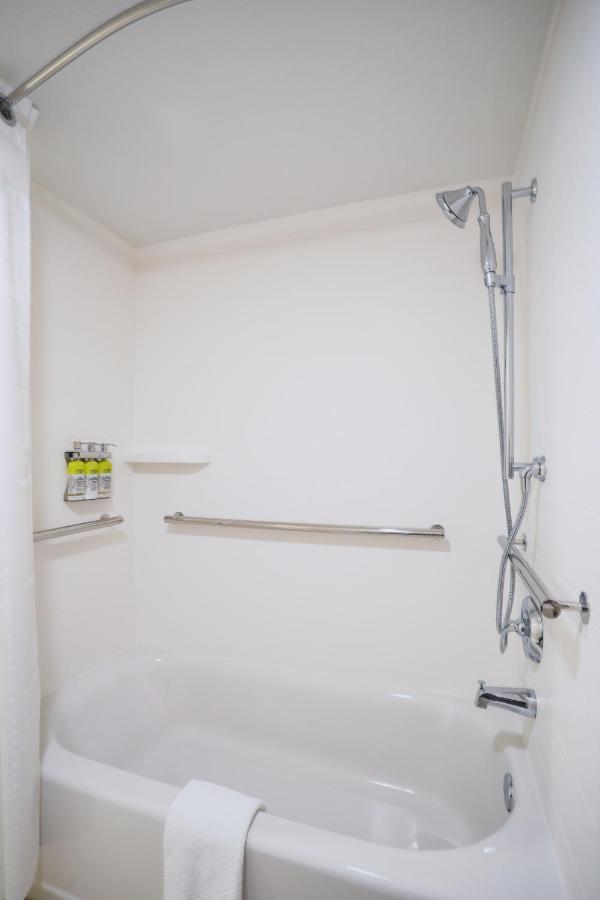 Express By Ihg Hotel Prescott