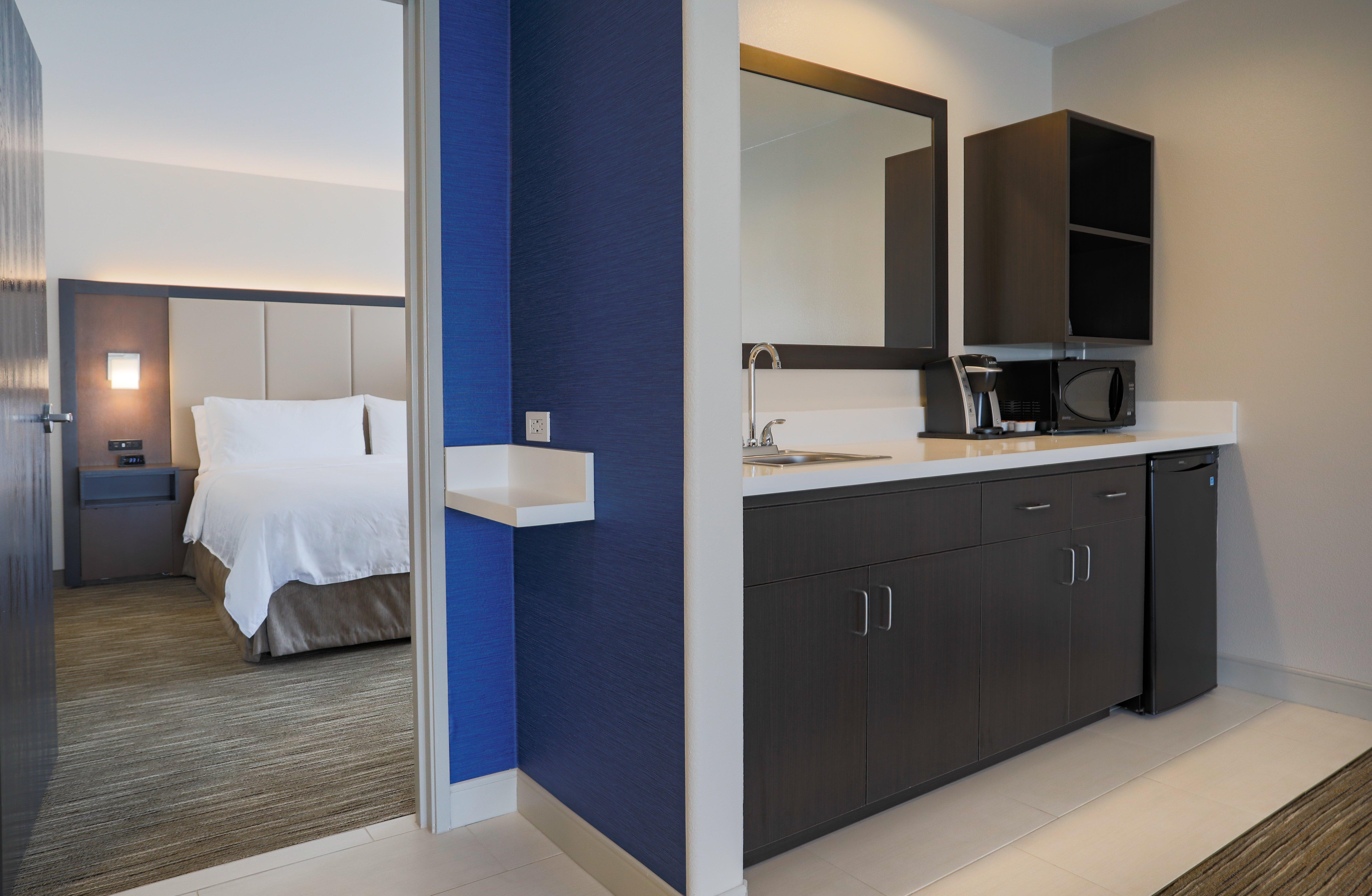 Express By Ihg Hotel 3*